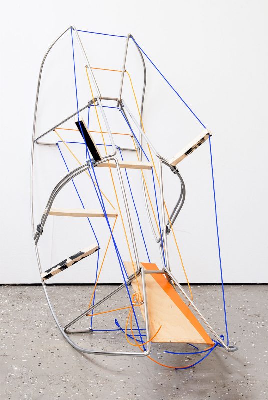 "bow" 2012; 114 x 52 x 124 cm